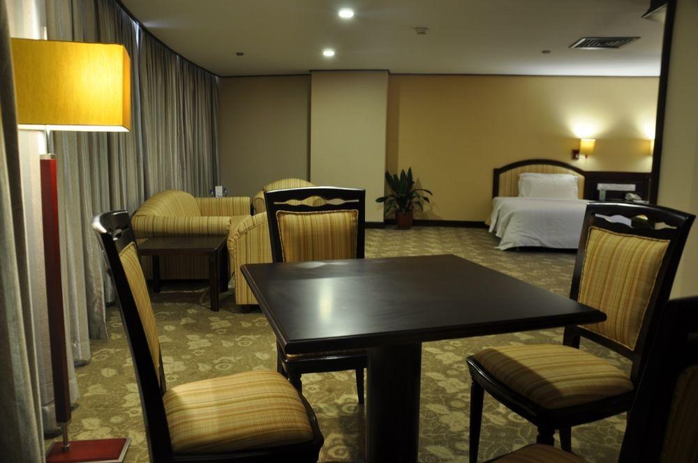 Gangrun Hotel Guangzhou Beijing Road Branch Extérieur photo