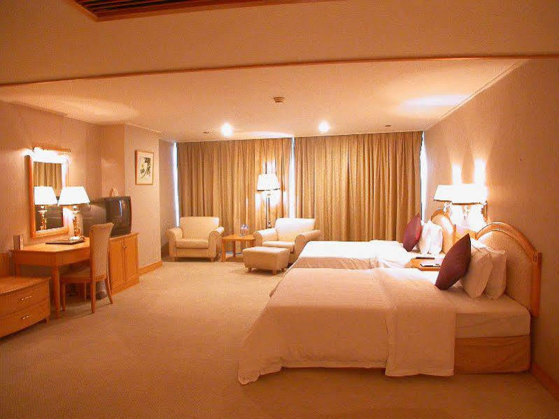 Gangrun Hotel Guangzhou Beijing Road Branch Extérieur photo